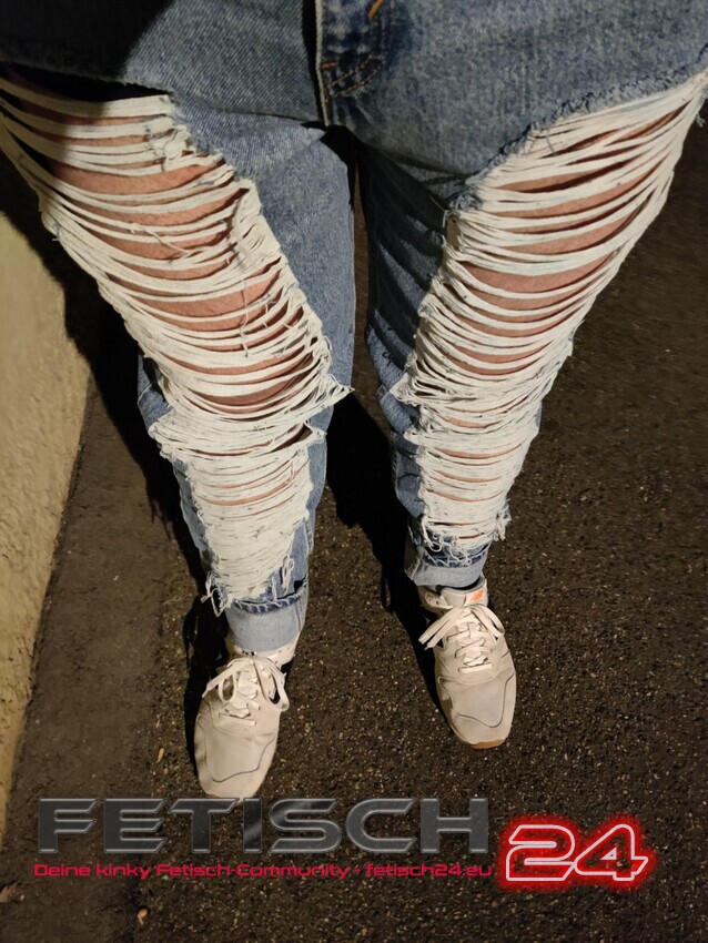 Heavy Ripped Jeans