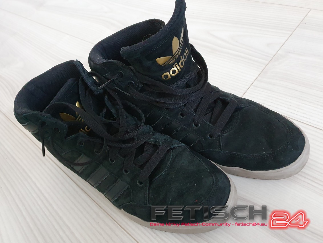 Adidas Wildleder Hi-Tops